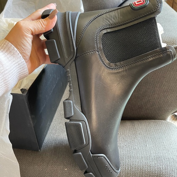 GUCCI MEN Leon BOOTS - Picture 7 of 7